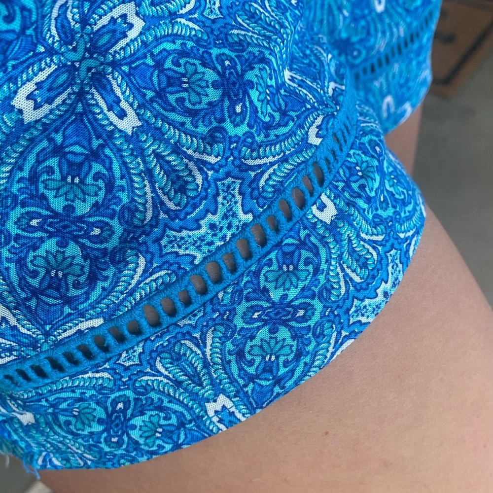 Gorgeous Pattern Romper - image 4